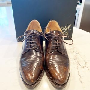 The Office Of Angela Scott | Brown Miss Button Size 38